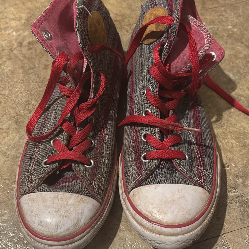 Converse Red and Brown Striped Sneakers - Picture 3 of 4
